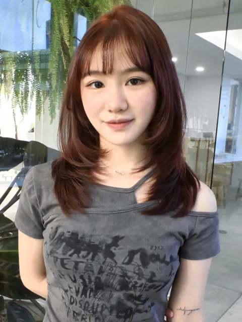 免票霧感粉棕作品參考，設計師 Joemay
