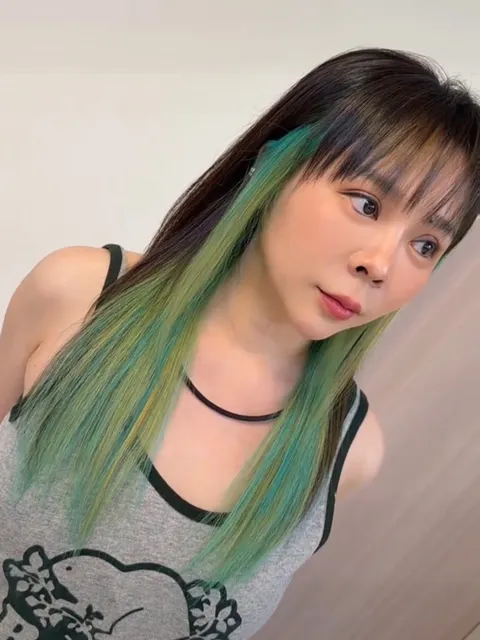 甜酷個性綠🧪作品參考，設計師 Anyu🫧