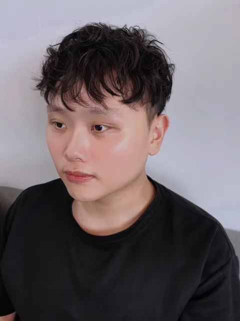 萊斯利捲作品參考，設計師 Vivian湘晴