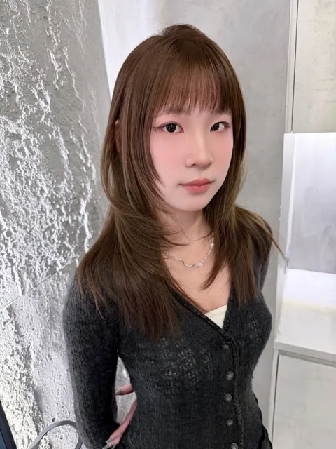 剪髮作品參考，設計師 Siao
