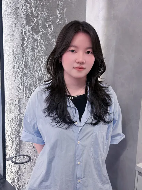 燙髮作品參考，設計師 Siao