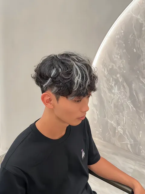 男生挑染作品參考，設計師 濬騰JT