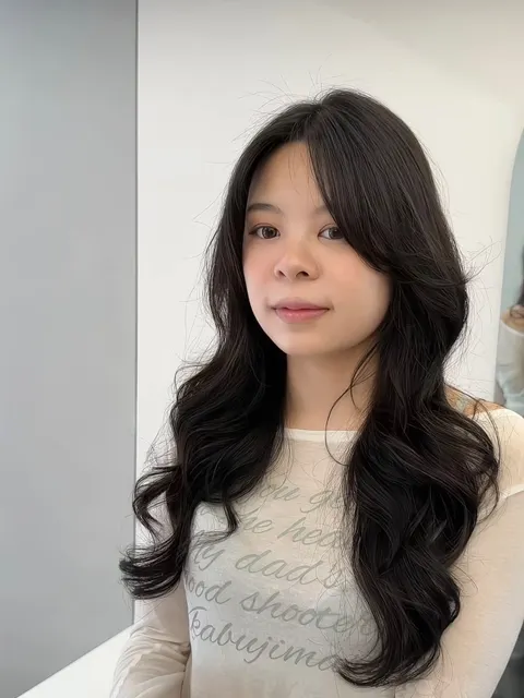 韓系慵懶捲作品參考，設計師 Hannah