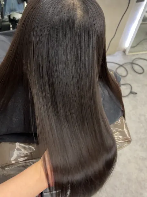 縮毛矯正作品參考，設計師 Michelle米雪❄️