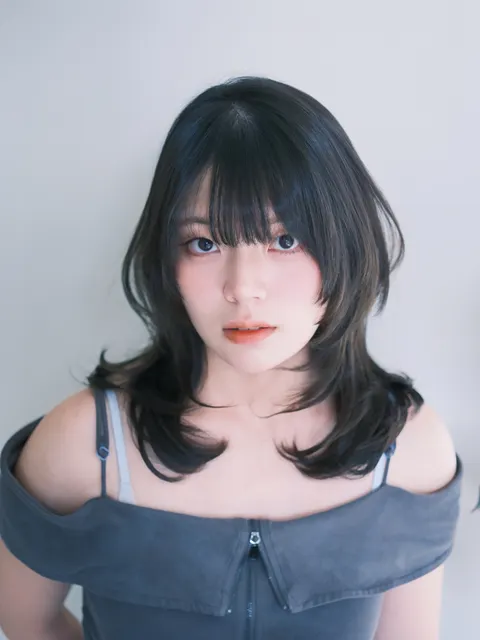 韓系層次輕羽燙作品參考，設計師 Johnson強森