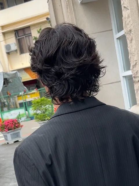 中長髮歐美卷作品參考，設計師 Rick