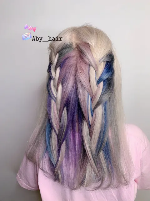 漂髮作品參考，設計師 Aby