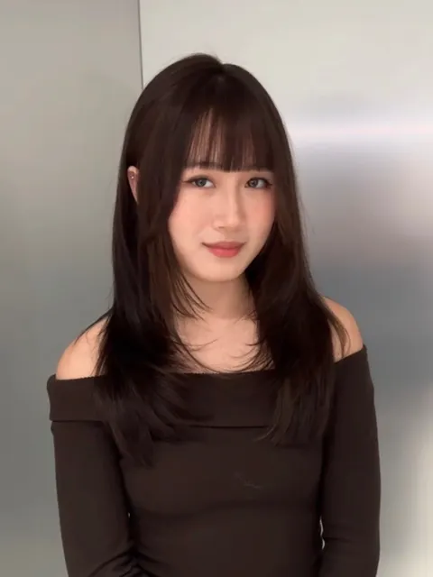 冷霧黑巧｜韓系層次剪｜小顏瀏海作品參考，設計師 Ella