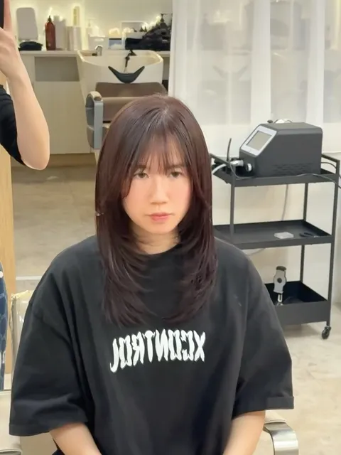 層次剪搭配暖霧棕作品參考，設計師 Nancy小寧