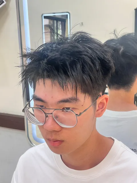 男女精緻短髮作品參考，設計師 林裘裘