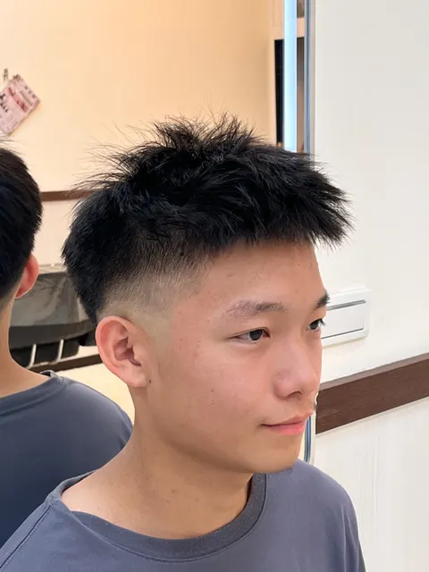 男性造型剪裁作品參考，設計師 林裘裘