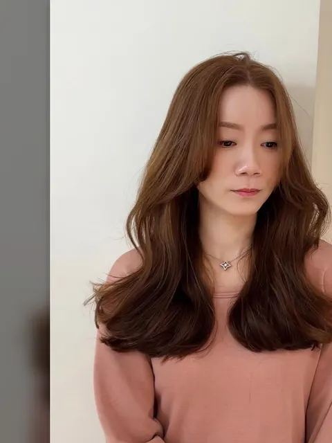韓系自然感燙髮作品參考，設計師 Olly歐利