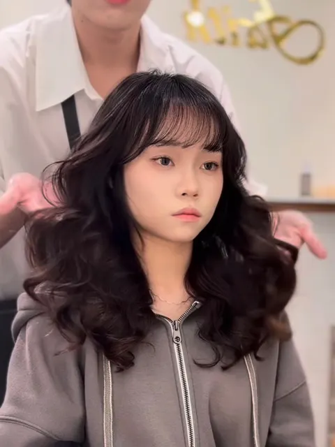 韓系燙髮作品參考，設計師 白白