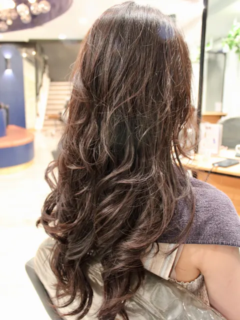 長髮溫塑大波浪 🤍作品,設計師 Lyan🐈⬛,高雄新興區PS8 hair salon