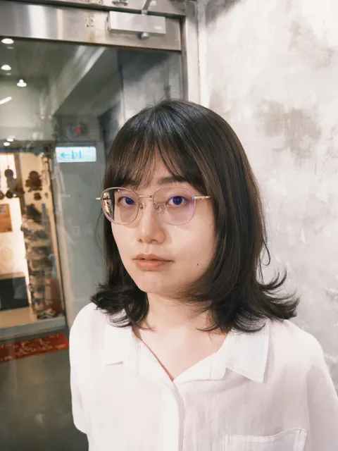 中長髮層次燙作品參考，設計師 Ella