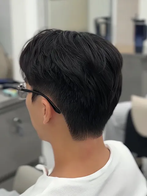 陸韓系男生髮型作品參考，設計師 Kevin