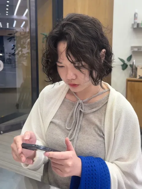 蓬鬆感作品參考，設計師 Li