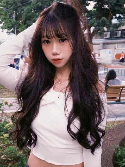 韓系氛圍感捲度作品參考，設計師 Hannah 黑娜