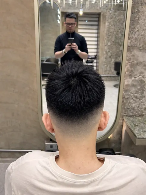 男生短髮作品參考，設計師 ELAN_VINCENT