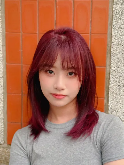樹莓紅髮色 Raspberry Red✨作品,設計師 莎菈Sarah,台南中西區JT Hair Salon