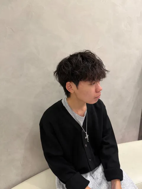 萊斯利捲作品參考，設計師 Jeno 傑諾