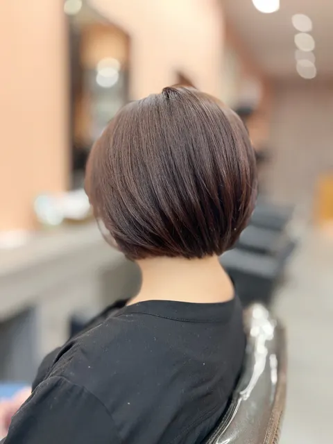 完美的短髮弧度 ✂️作品參考，設計師 Ecko