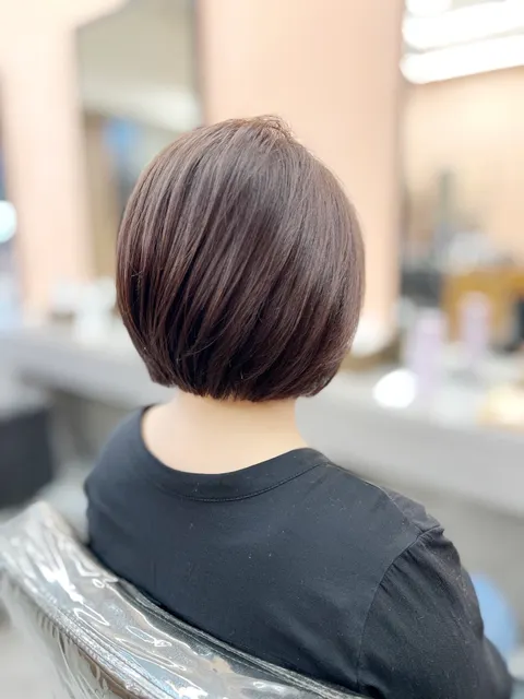 完美的短髮弧度 ✂️作品參考，設計師 Ecko