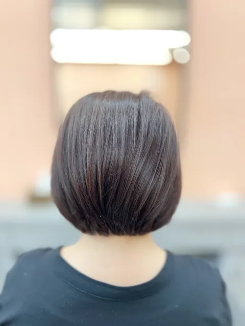 完美的短髮弧度 ✂️作品參考，設計師 Ecko