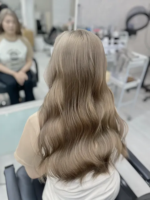 染髮&燙髮作品參考，設計師 璐娜🌟𝕃𝕦𝕟𝕒🎀 髮型設計師（渝渝）
