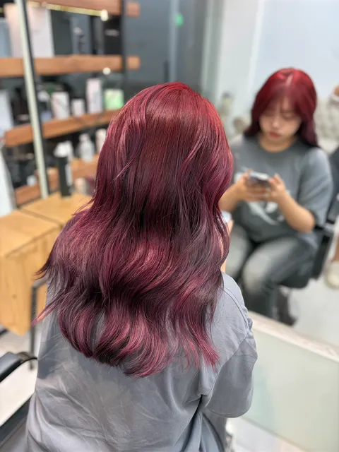 染髮&燙髮作品參考，設計師 璐娜🌟𝕃𝕦𝕟𝕒🎀 髮型設計師（渝渝）