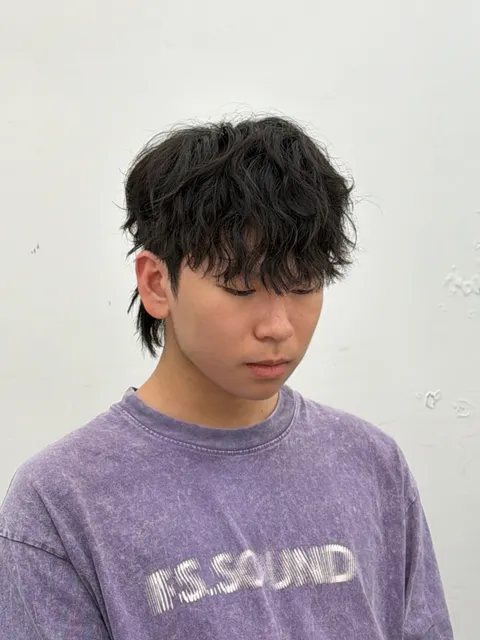 束狀紋理燙髮作品參考，設計師 Peg