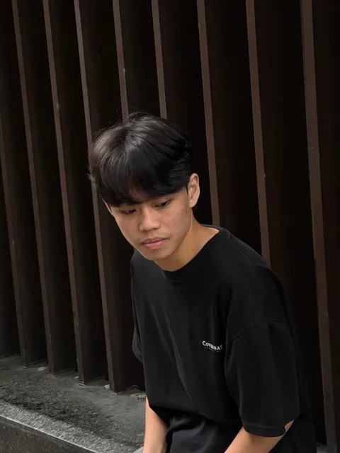 碎蓋紋理作品參考，設計師 Peg