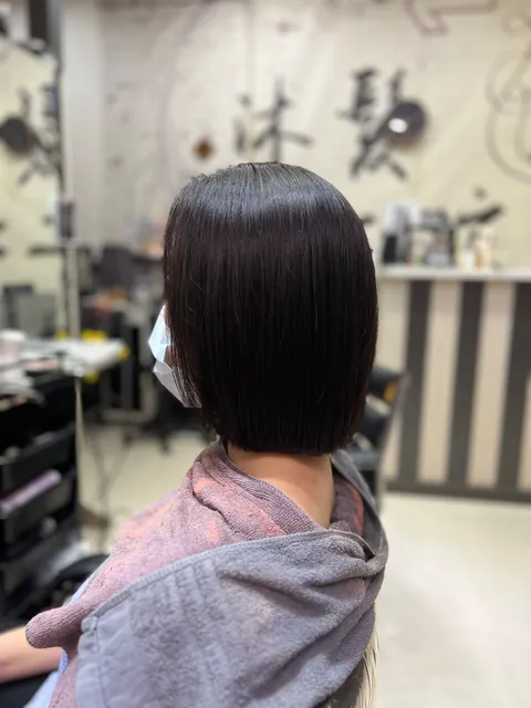 短髮作品參考，設計師 Eason