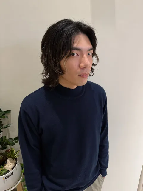 男生日系中長捲髮作品參考，設計師 Erin(千緣