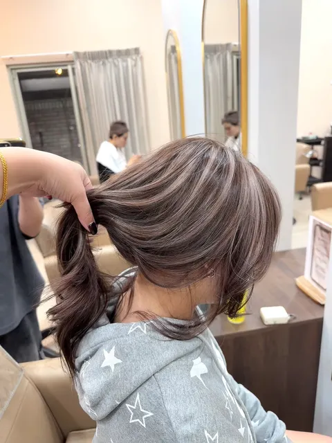 甜美系線條作品參考，設計師 金 hair salon黛比