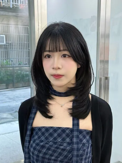 高層次作品參考，設計師 Lorna