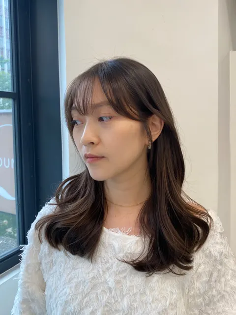 韓系氛圍燙髮作品參考，設計師 Lily 莉莉
