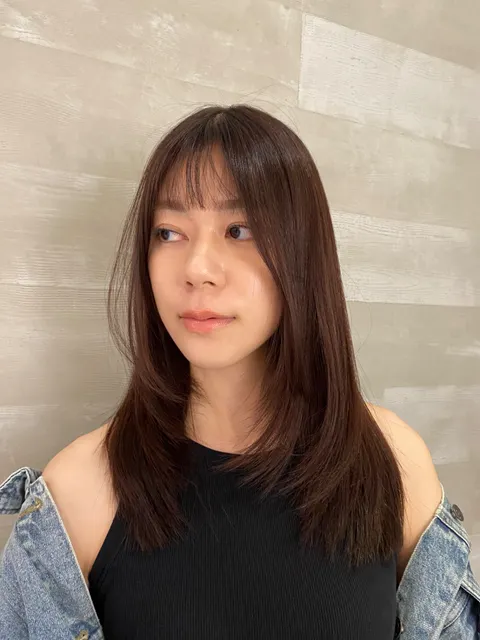 剪髮設計作品參考，設計師 Lily 莉莉