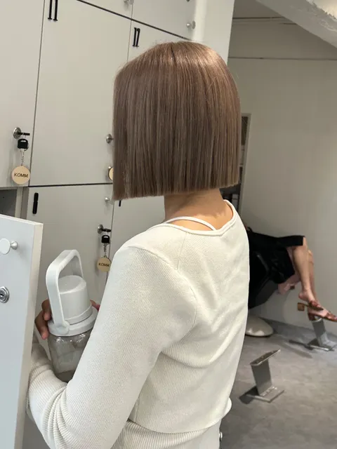 一刀切作品參考，設計師 Yumi