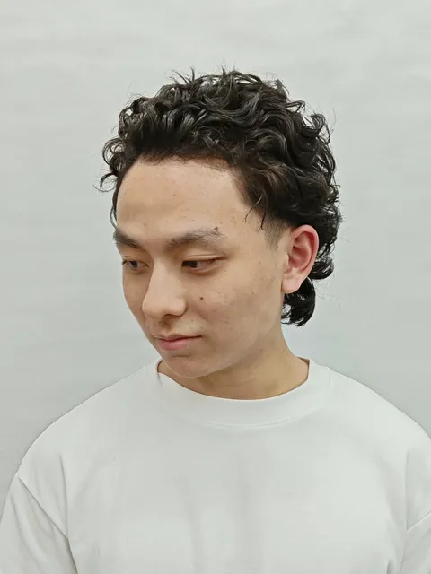 捲髮作品參考，設計師 煜惟