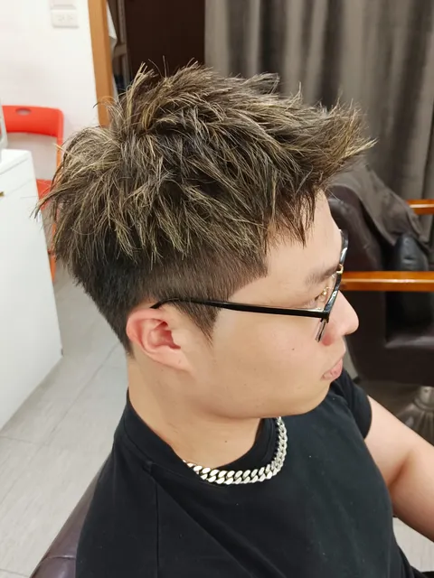 挑染作品參考，設計師 煜惟