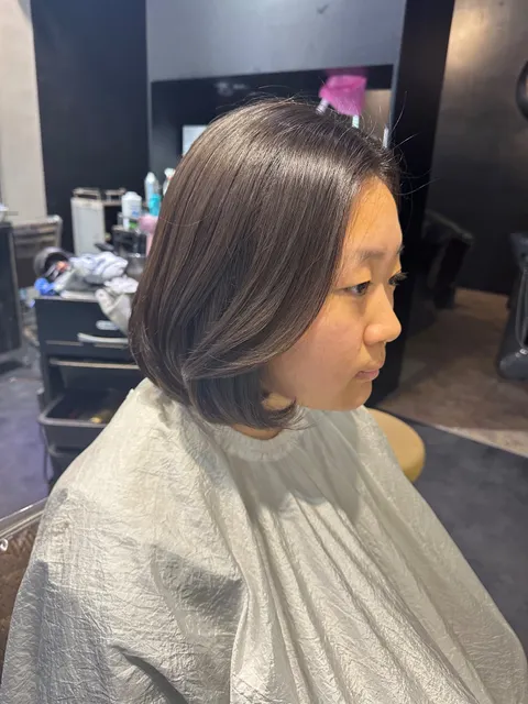 女生燙髮作品參考，設計師 林家群_Vic