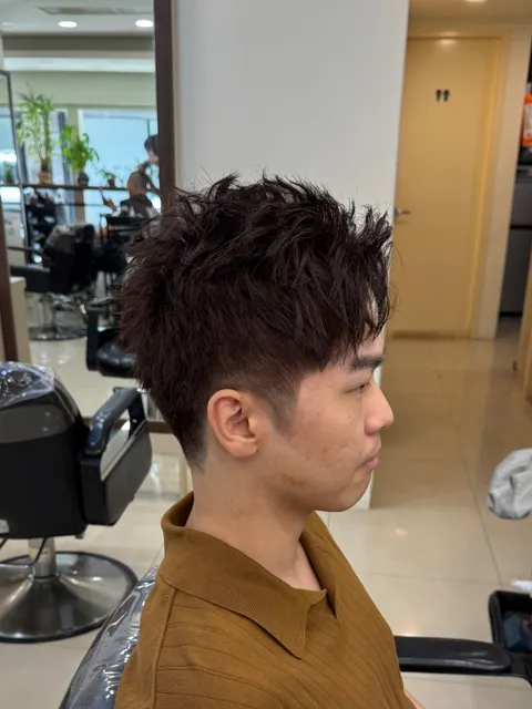 男士韓系造型剪裁作品參考，設計師 Yvonne shen