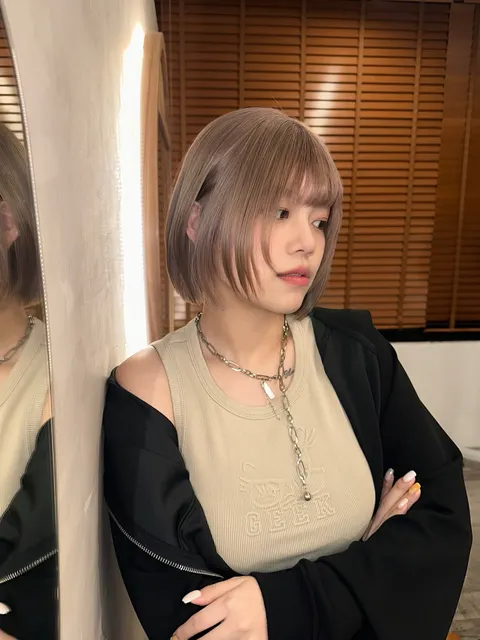 特殊色- 晨霧奶茶作品參考，設計師 Lillian