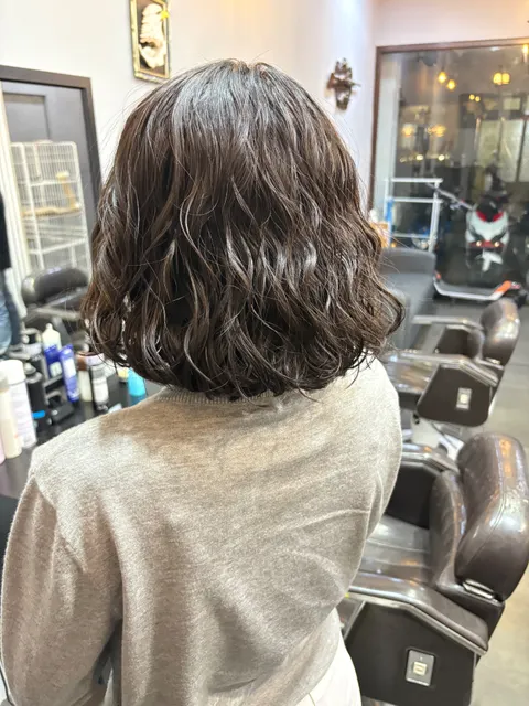 女生捲髮 第 2 張作品照