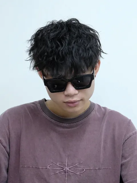 束狀紋理燙作品參考，設計師 Baby
