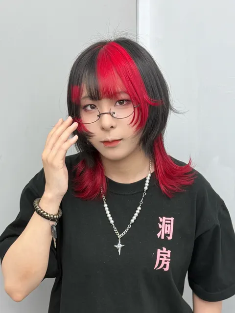 紅色區塊染作品參考，設計師 凜 りん
